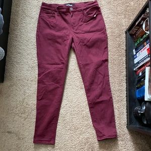 Express burgundy jeggings size 8
